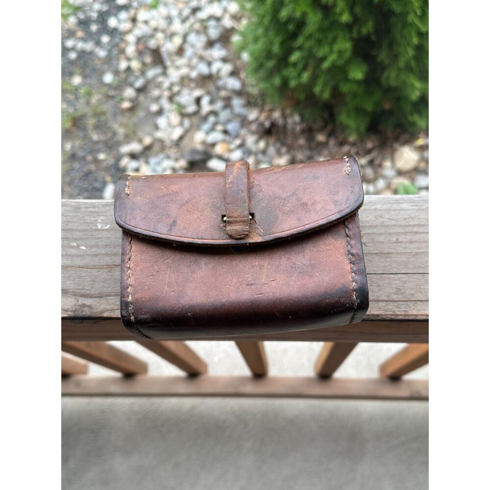 Vintage 1943 Swiss Military Leather Ammo Pouch WWII K31 EK. Stamped